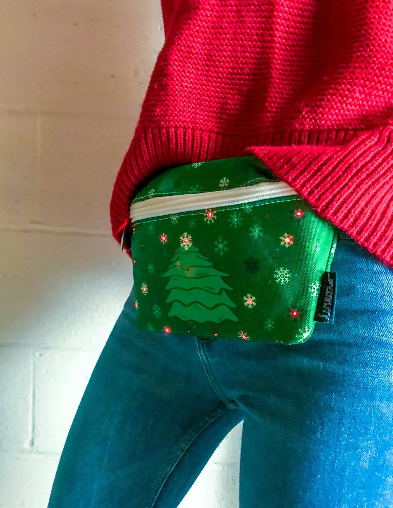 Fanny Pack |Battery Powered LED Light-Up Ultra-Slim Belt Bum Bag |SNOFLAKES TREE