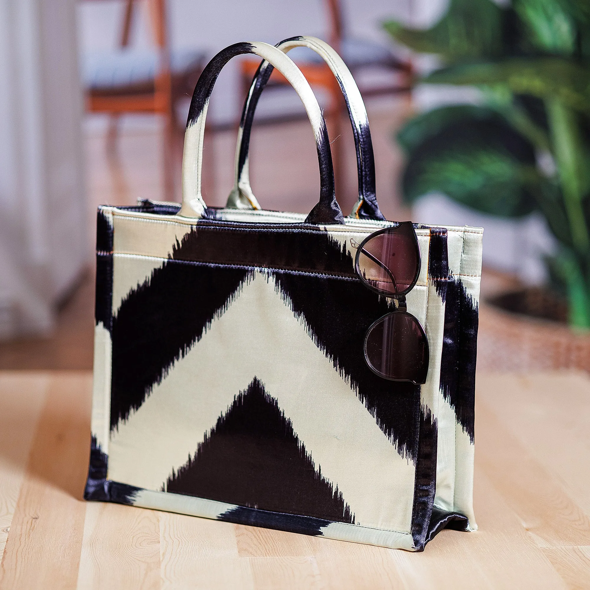 Handcrafted Tote Bag with Ikat Motifs in Black and White - Splendorous Elegance | NOVICA